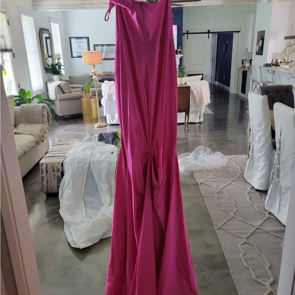 Size 00 Hot pink long formal . One strap